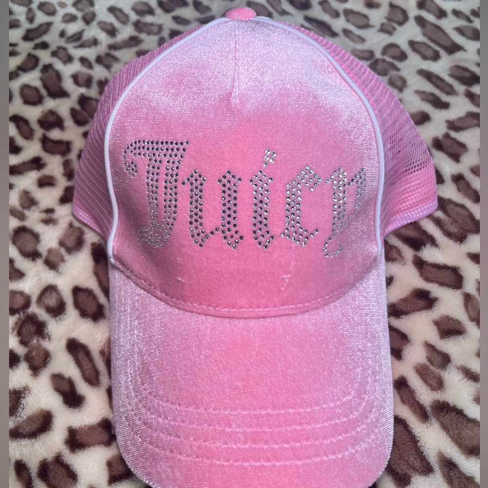 Juicy Couture Pink Velour Rhinestone Baseball Cap Trucker Hat
